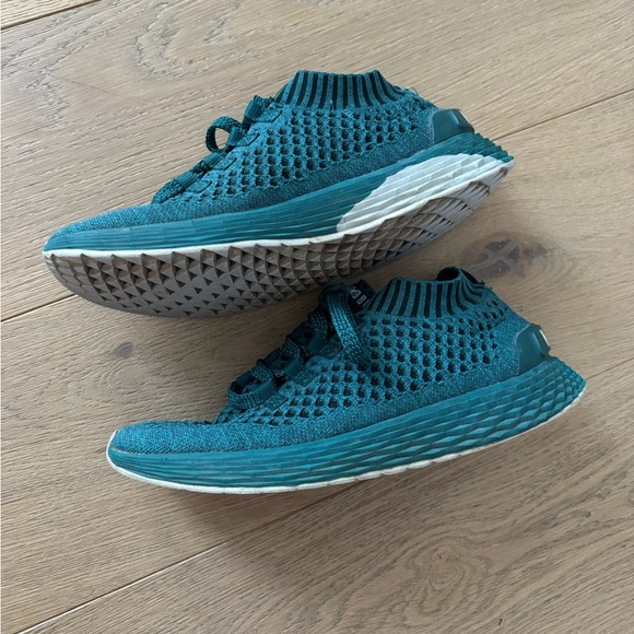 NOBULL Knit Runner shoes in the deep teal color Woman’s 8.5 Men 7 - Picture 2 of 8